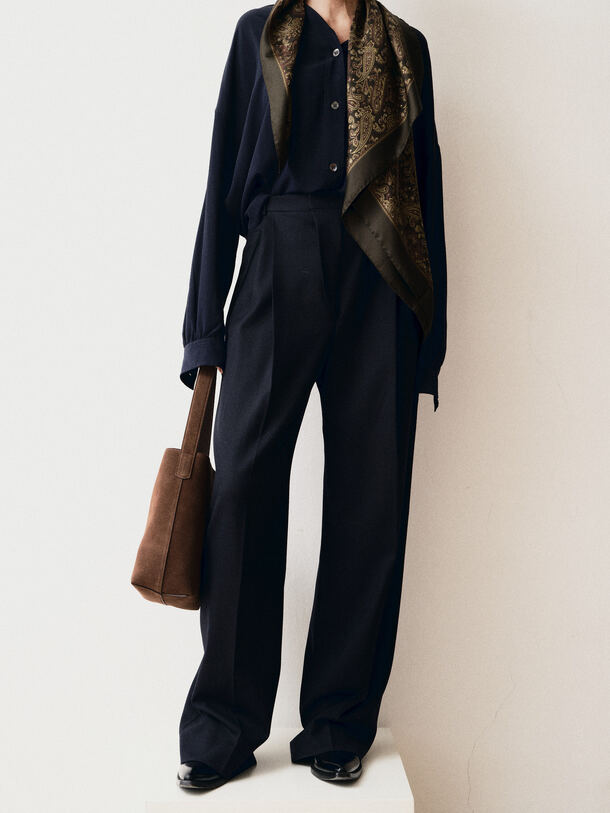 Mami Medium Desert Suede 
